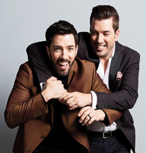 The Property Brothers' Business Empire Depends on One Thing: Their Very Strong Partnership Brother Photoshoot, Brother Poses, Brother Ideas, Drew And Jonathan Scott, Real Estate Design, Brother Photos, Business Empire, Lake Photoshoot, Property Brother