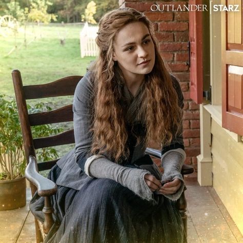 Brianna Randall, Sophie Skelton, Outlander Novel, Starz Shows, Popular Book Series, The Fiery Cross, Drums Of Autumn, Dragonfly In Amber, Lily Evans