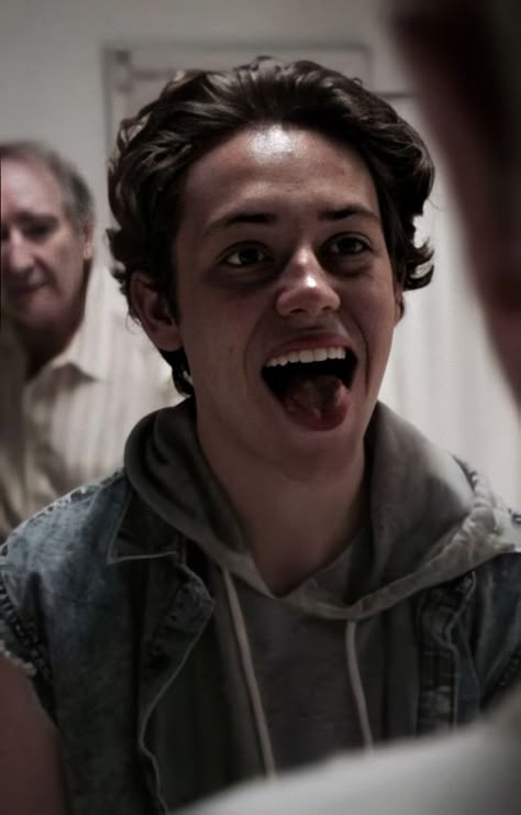 Carl Shameless, Celebrity Yearbook Photos, Shameless Characters, Celebrity Yearbook, Carl Gallagher, Yearbook Photos, Boy Celebrities, Hidden Love, The Perfect Guy