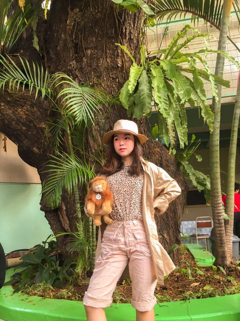 Me as zookeeper in my school event! 🥰🐼🐻🦁🐯🙉🧡 Zookeeper Outfit, School Event, My School, I School, Ootd