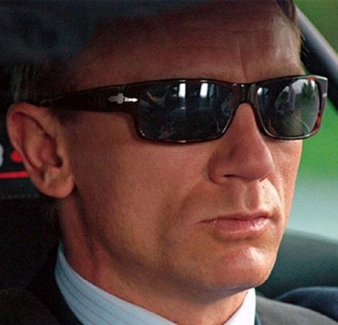 Persol Sunglasses Men, Vintage Style Men, Daniel Graig, James Bond 007, Persol Sunglasses, Daniel Craig, Mens Eyewear, Best Songs, Mens Glasses