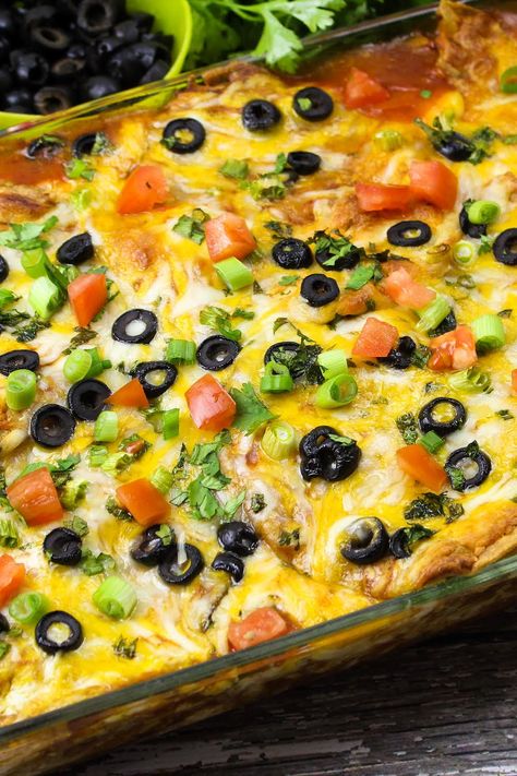 Doritos Casserole, Enchilada Pie, Recipe Casserole, Dorito Casserole, Taco Toppings, Mexican Casserole Recipe, Beef Dip, Taco Pie, Sour Cream Recipes