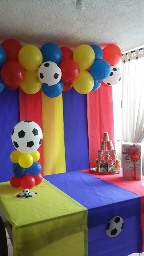 Colombia Birthday Party, Colombian Cake, Soccer Theme Parties, Soccer Decor, Colombian Culture, America Party, Soccer Birthday Parties, Soccer Theme, Soccer Birthday