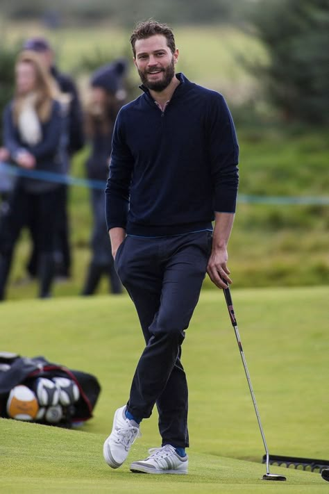 Male Golf Outfit, Golf Wear Men, Dude Outfits, Mens Golf Fashion, Jaime Dornan, Golf Style, Fifty Shades Movie, Golf Theme, Smen