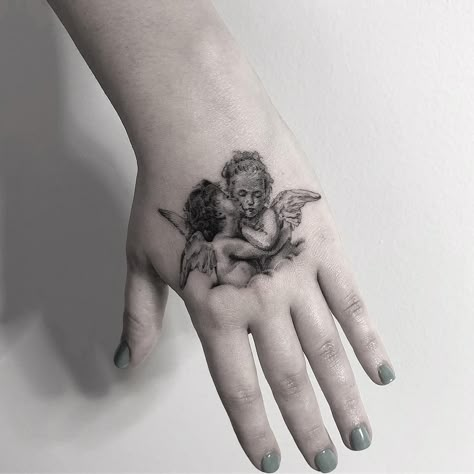 Angel Hand Tattoo, Cherub Tattoo Designs, Angel Tattoo For Women, Baby Angel Tattoo, Cupid Tattoo, Kiss Tattoos, Cherub Tattoo, Inspiration Tattoos, Angel Tattoo Designs