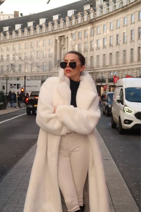 Cream Fur Coat Outfit, Long White Faux Fur Coat, White Faux Fur Coat Outfit, Elegance Moodboard, White Fur Coat Outfit, Cream Fur Coat, Laura Blair, Coats Outfit, Faux Fur Coats Outfit