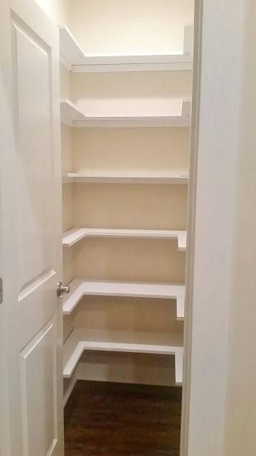 U-shaped shelves Kitchen Pantry Makeover, Play Kitchen Diy, Desain Pantry Dapur, Pantry Closet Organization, Narrow Pantry, Kitchen Pantry Doors, Desain Pantry, Pantry Remodel, Pantry Wall