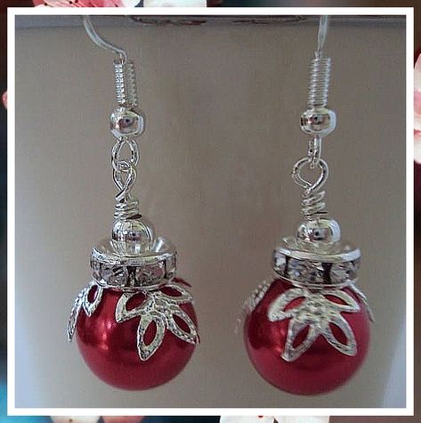 Christmas Jewelry - Amazon.com, everybody's favorite online store. Visit to buy everything you love today. Xmas Jewelry, Christmas Jewelry Diy, Earring Kit, Beaded Earrings Diy, Christmas Bead, Bead Embroidery Jewelry, Beaded Crafts, Holiday Earring, Homemade Jewelry