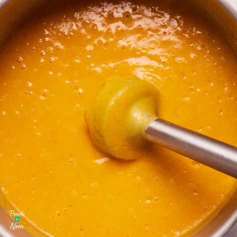 Curry Carrot Soup Recipes, Carrot Soup With Coconut Milk, Carrot Curry Soup, Curry Carrot Soup, Carrot Soup Easy, Cream Of Carrot Soup, Tomato Carrot Soup, Soup Recipes Uk, Curried Carrot Soup