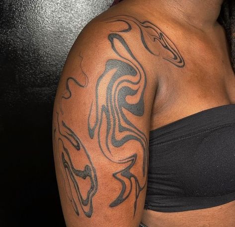 Tattoo To Cover Tattoo, Abstract River Tattoo, Tattoos For Black Women Skin, Brown Tattoos On Brown Skin, Tattoos Brown Skin, Abstract Waves Tattoo, Fluid Tattoo Design, Black Abstract Tattoo, Tattoo On Black Skin