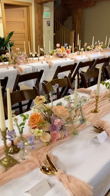 Bronte, Utah Wedding Florist on Instagram: "A mix of bud vases and ‘splash’ arrangements. 😊 I love tablescapes!" Tall Bud Vase, Wedding Brainstorming, Bud Vases Wedding, Wedding Vases, Long Table, Flower Display, Utah Wedding, Wedding Bar, Utah Weddings