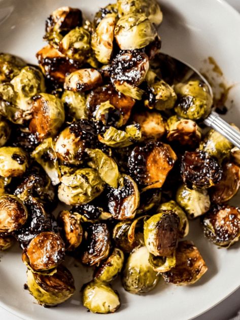 Delicious Brussel Sprout Recipes, Carmelized Brussels Sprouts, Brussel Sprout Recipes Honey, Honey Brussel Sprout Recipes, Honey Garlic Brussel Sprouts, Roasted Brussel Sprouts With Honey, Brussel Sprouts Honey, Honey Glazed Brussel Sprouts, Carmelized Brussel Sprouts