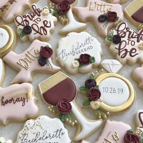 Winery Bachelorette Party Ideas, Bachelorette Desserts, Winery Bachelorette Party, Bachelorette Party Cookies, Bridal Shower Wine Theme, Wedding Cookies Decorated, Bridal Shower Desserts Table, Wedding Shower Cookies, Bachelorette Cookies