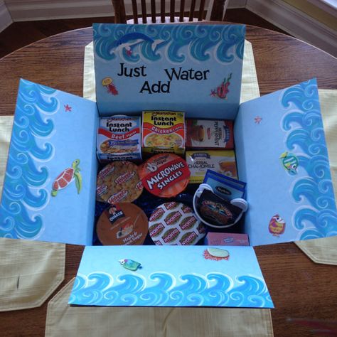 Diy Care Package, Missionary Care Packages, Care Package Ideas, Deployment Care Packages, Military Care Package, Package Ideas, College Care Package, Ge Bort, Care Box