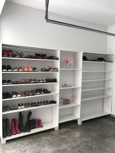 DIY Shoe Rack Ideas On a… Shoe Cabinet In Garage, Shoe Storage In Garage, Garage Coat And Shoe Storage, Shoes In Garage, Shoe Storage For Garage, Shoe Rack In Garage, Cute Shoe Rack, Garage Shoes, Garage Shoe