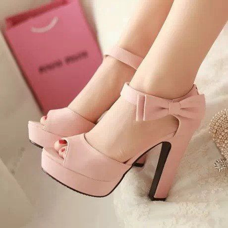 like it)) Shoes For College, Hak Tinggi, High Heels Classy, High Heel Dress, Open Toe High Heels, Heels Classy, Girly Shoes, Fashion High Heels, Pretty Shoes