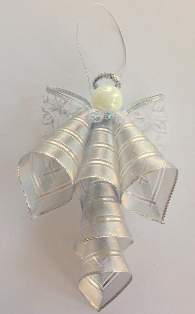 Ribbon Angel Ornament Diy Angel Ornaments, Christmas Angel Crafts, Awesome Crochet, Diy Angels, Bean Stitch, Pretty Crafts, Christmas Angel Ornaments, Angel Crafts, Ornament Tutorial