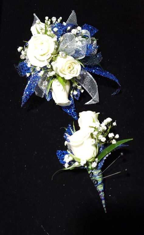 Royal Blue Corsage And Boutonniere, Blue Corsage And Boutonniere, Royal Blue Corsage, Gold Corsage, Prom Flowers Corsage, Blue Corsage, Blue Boutonniere, Homecoming Flowers, Prom Corsages