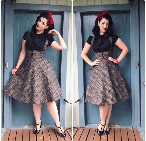 Plaid Gothabilly Fashion, Stile Pin Up, Miss Victory Violet, Victory Violet, The Pretty Dress Company, 50s Outfits, Outfits 2016, Pin Up Outfits, Look Retro