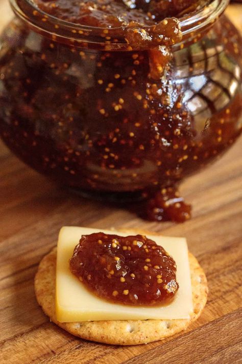 Balsamic Fig Sauce, Fig Jam Recipe With Dried Figs, Fig Jam Uses, Autumn Lunch, Fig Chutney, Fig Jam Recipe, Fig Recipes, Fruit Preserves, Jam And Jelly