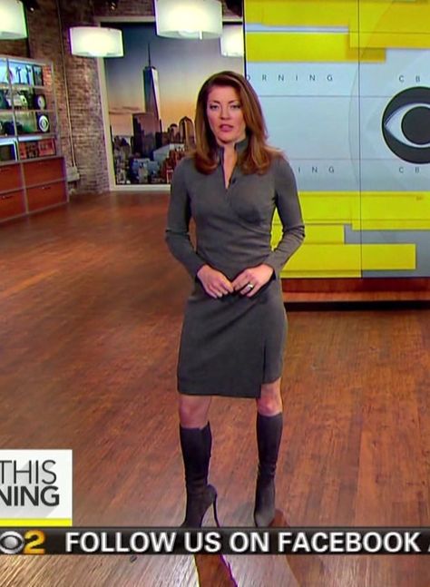 THE APPRECIATION OF BOOTED NEWS WOMEN BLOG : NORAH O'DONNELL WAS BACK IN THE BOOTS BUSINESS Anchor Clothes, Female News Anchors, Ginger Zee, Girl Celebrities, News Anchor, O Donnell, Professional Women, Feminine Outfit, Classic Hollywood