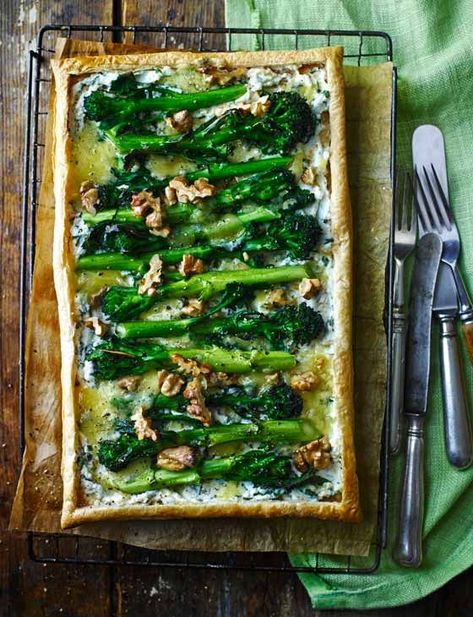 Purple sprouting broccoli & blue cheese tart Blue Cheese Tart, Veggie Balls, Sprouting Broccoli, Cheese Tart, Basil Sauce, Veggie Meals, Cheese Tarts, Puff Pastry Recipes, Broccoli Recipes