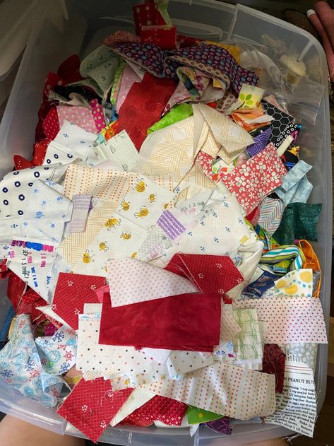 Ask Jo: Scrap Management | Jo's Country Junction Scrap Fabric Management, Bonnie Hunter Scrap Quilts, Bonnie Hunter, Scrap Quilt Patterns, Bright Fabrics, Scrap Quilt, Sampler Quilt, Small Projects, Quilting For Beginners