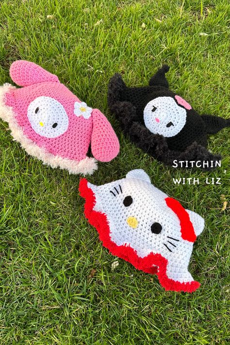 Sanrio Bucket Hat, Kuromi Bucket Hat Crochet, Kuromi Crochet Hat, My Melody And Hello Kitty, Melody And Hello Kitty, Bucket Hat Pattern Free, Bucket Hat Ideas, Crochet Bucket Hats, Cute Bucket Hat