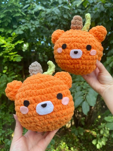 Autumn Crochet Plushies, Fall Plushies Crochet, Halloween Crochet Plushies, Halloween Crochet Amigurumi, Toys Quotes, Kawaii Amigurumi, Bear Kawaii, Crochet Pour Halloween, Autumn Crochet