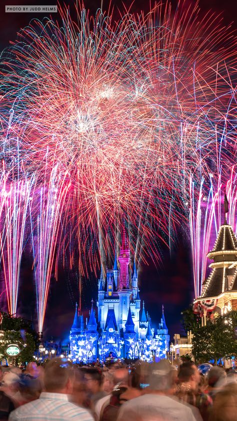 Castle At Night, Disney World Florida, Disney Castle, Magical Places, Disney Gifts, Disney Trips, Disney Movies, Fireworks, At Night