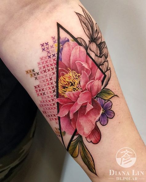 Cross Stitch Tattoo, Realistic Flower Tattoo, Jagua Henna, Embroidery Tattoo, Stitch Tattoo, Beautiful Flower Tattoos, Tatuaje A Color, Peonies Tattoo, Aesthetic Tattoo