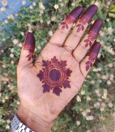 Henna Henna Designs Round, Round Henna Designs, Round Henna, Round Mandala, New Mehndi Designs, Henna Design, Taekwondo, Henna Designs