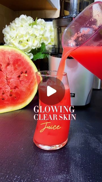 Watermelon And Lemon Juice Benefits, Watermelon Juice Recipe Juicers, Cubed Watermelon, Lime Juice Recipes, Glowing Clear Skin, Watermelon Juice Recipe, Best Watermelon, Juicing Recipe, Creative Drinks