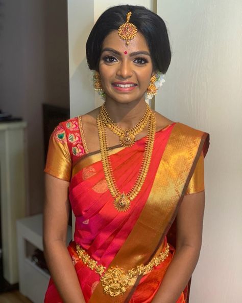 The gorgeous Arthi’s hindu  wedding look ❤️ Jewellery @vrddhiuk  #bride#bridalmakeup #mua#makeup #makeupartist #makeuptutorial #bridal #sareedraping #tamilwedding #tamilbride #makeup #wedding #thushiMUA #makeup #hairstyle #saree #sareedraping #koorai #bridaljewellery #bride Tamil Weddings, Hairstyle Saree, Wedding Hairstyles For Short Hair, Tamil Brides, Indian Wedding Hairstyles, Tamil Wedding, Hindu Bride, Wedding Guest Hairstyles, Indian Bridal Hairstyles