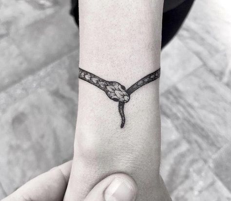 Snake Bracelet Tattoo, Wrist Bracelet Tattoo, Chris Garver, Ouroboros Tattoo, Bird Tattoo Wrist, Monami Frost, Armband Tattoos, Strength Tattoo, Small Girl Tattoos