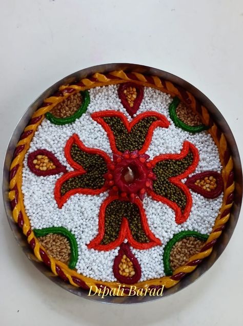 Arti Plate Decoration, Arti Dish Decoration Ganpati, Arti Thali Decoration Ideas For Ganpati, Unique Arti Thali Decoration, Aarti Decoration Thali Ideas, Unique Aarti Thali Decoration Ideas, Aarti Thali Decoration Ideas, Thali Ideas, Rangoli Idea