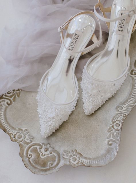 Maui Destination Wedding, Custom Wedding Shoes, Wedding Hawaii, Pink Wedding Shoes, Designer Wedding Shoes, Hawaii Destination Wedding, Blue Wedding Shoes, Wedding Shoes Bride, Magic Moments