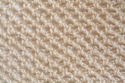 dsc_5966 Crochet Blanket Sweater, Side Saddle Stitch, Types Of Knitting Stitches, Simple Amigurumi, Stitches Design, Mesh Stitch, Mesh Crochet, Side Saddle, Saddle Stitch