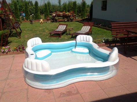 adult kiddie pool - Google Search Paddling Pool Ideas, Kiddie Pool Ideas, Oberirdischer Pool, Pool Drinks, Paddling Pool, Stock Tank Pool, Mini Pool, Kiddie Pool, Pool Floats