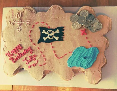 Pirate Cupcake Pull-Apart Pirate Birthday Cupcakes, Treasure Hunt Birthday, Horse Theme Birthday Party, Pirate Cupcake, Combined Birthday Parties, Pirate Themed Birthday Party, Pirate Themed Birthday, Mermaid Cupcakes, Prince Birthday