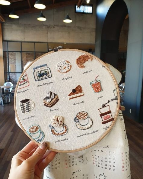 Mouth watering stitches by @joystitch_ who has hand embroidered these cakes and coffees in an embroidery hoop using DMC embroidery floss.  Embroidery art Embroidery artist Hand Embroidery Modern Embroidery Contemporary Embroidery Embroidery Inspiration Embroidery Hoop Art Tutorial, Needlepoint Ideas, Embroidery Hoop Art Diy, Embroidery Stitches Beginner, Embroidery Hoop Wall Art, Illumination Art, Contemporary Embroidery, Dmc Embroidery Floss, Embroidery Stitches Tutorial