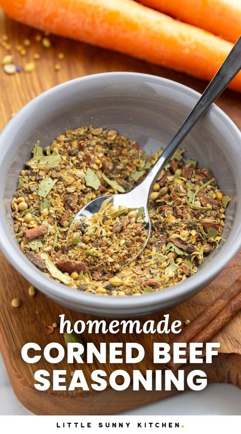 Easy homemade corned beef seasoning recipe! Mix simple spices and make your corned beef extra tasty. Corn Beef Seasoning, Corned Beef Seasoning Recipe, Diy Corned Beef, Corned Beef Seasoning, Crockpot Corned Beef, What Is Corned Beef, Mix Spices, Beef Seasoning, St Patricks Food