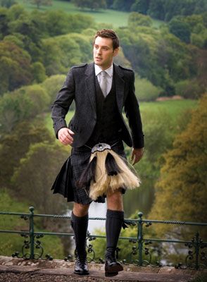 I imagine this is what my future husband will look like some day... kilt, accent, and all... Scottish Men, Scottish Man, Style Anglais, Scotland Forever, Scottish Kilts, Tartan Kilt, Men In Kilts, Sharp Dressed Man, The Perfect Guy