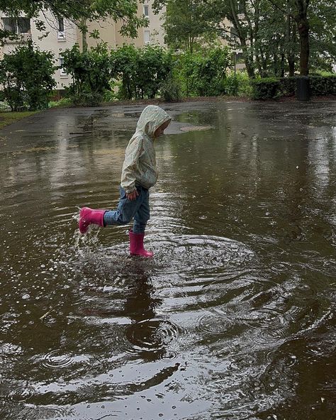 child, childhood, rain, happy childhood Childhood Rain Memories, Cozy Childhood Hideaway Aesthetic, Soft Childhood Aesthetic, Aesthetic Childhood Pictures, Girl Childhood Aesthetic, Problem Child Aesthetic, Growing Up Poor Aesthetic, Poor Childhood Aesthetic