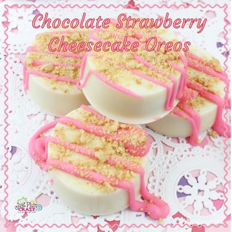 Chocolate Strawberry Cheesecake Oreos Recipe! Chocolate Covered Wafer Cookies, Oreo Cheesecake With Strawberries, Puck Recipes, Oreo Pucks, Cake Pucks Ideas, Cake Puck Recipes, Strawberry Oreo Cheesecake Cups, Cake Puck Ideas, Chocolate Covered Treats Ideas