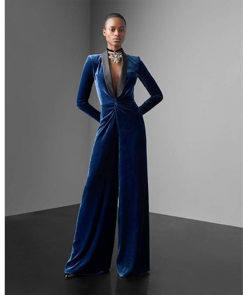 Jumpsuit Fall, Ralph Lauren Fall, Formal Jumpsuit, Velvet Jumpsuit, Blue Jumpsuits, Ralph Lauren Collection, Mode Inspo, Jumpsuit Fashion, Gorgeous Gowns