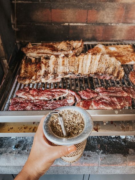 Mate Argentino Aesthetic, Argentine Asado, Argentine Food, Argentine Grill, Argentina Food, Argentina Culture, All About Me Poster, Argentina Travel, Carne Asada