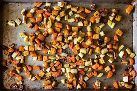 What to Do With Leftover Roasted Vegetables on Food52 Roasted Winter Vegetables, Root Vegetables Recipes, Oven Vegetables, Roasted Root Vegetables, Kinds Of Vegetables, Winter Vegetables, Juicy Tomatoes, Different Vegetables, Root Vegetables