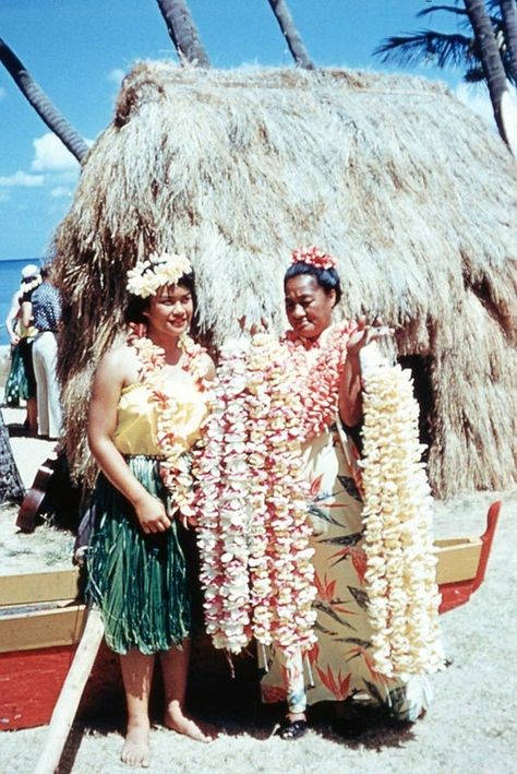 Royal Hawaiian Hotel, Hawaiian History, Trip To Maui, Honolulu Oahu, Beachy Room, Hawaiian Lei, Hula Dance, Vintage Aloha, Polynesian Culture