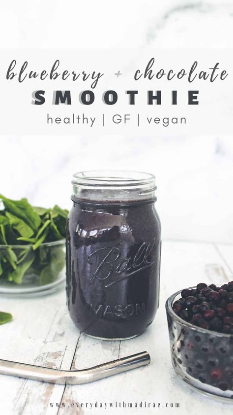 Gluten Free Smoothie Recipes, Chocolate Breakfast Smoothie, Healthy Chocolate Smoothie, Yummy Breakfast Smoothies, Gluten Free Smoothie, Chocolate Smoothie Recipes, Spirulina Smoothie, Blueberry Smoothie Recipe, Chocolate Breakfast